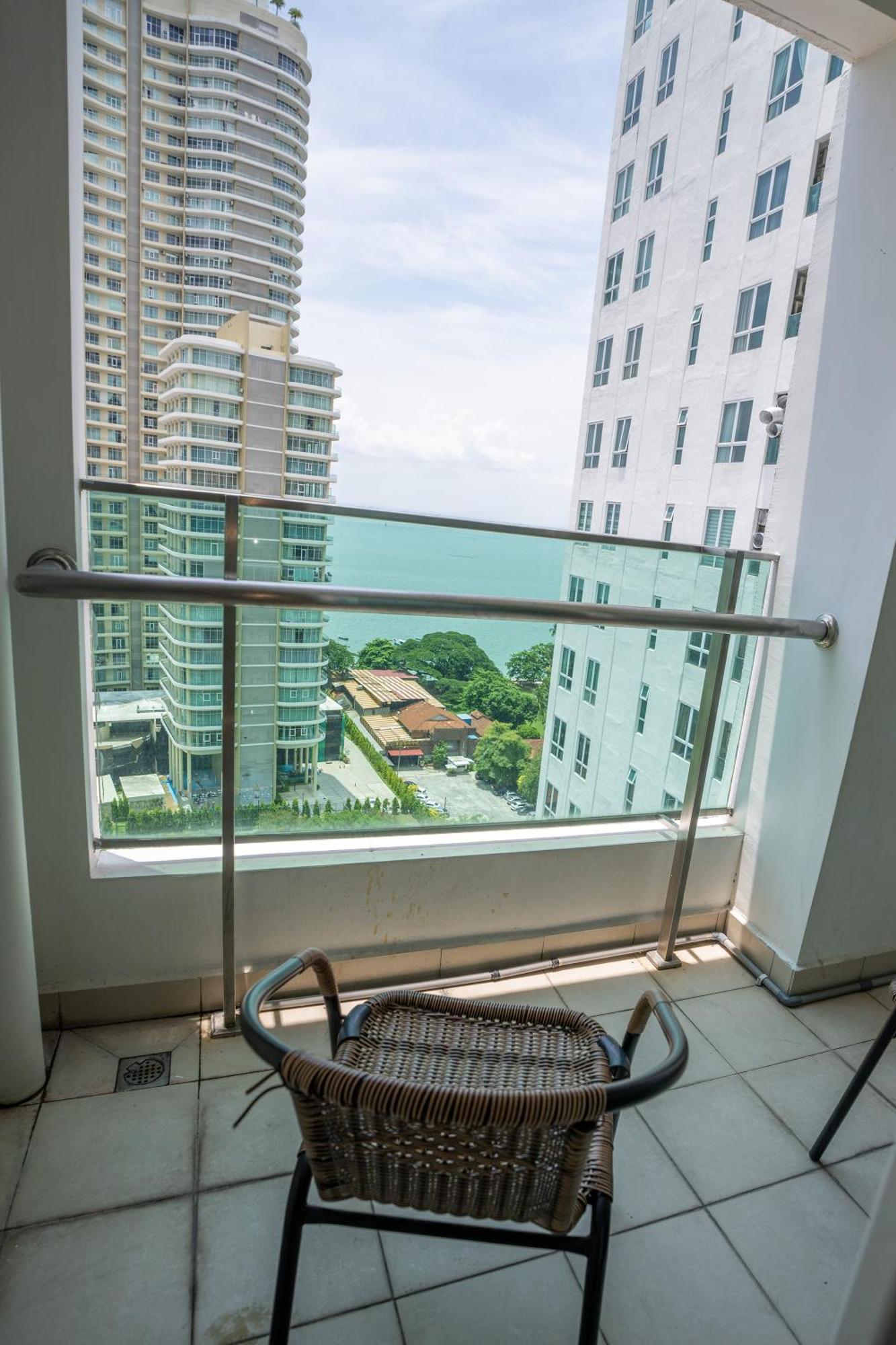 Seaview Mansion One Georgetown Apartment Exterior photo